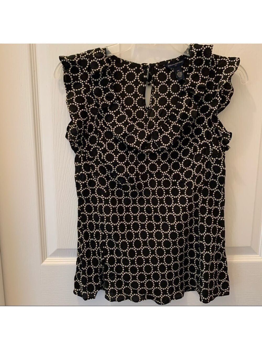Banana Republic Sleeveless Ruffle Neck Silk Blouse